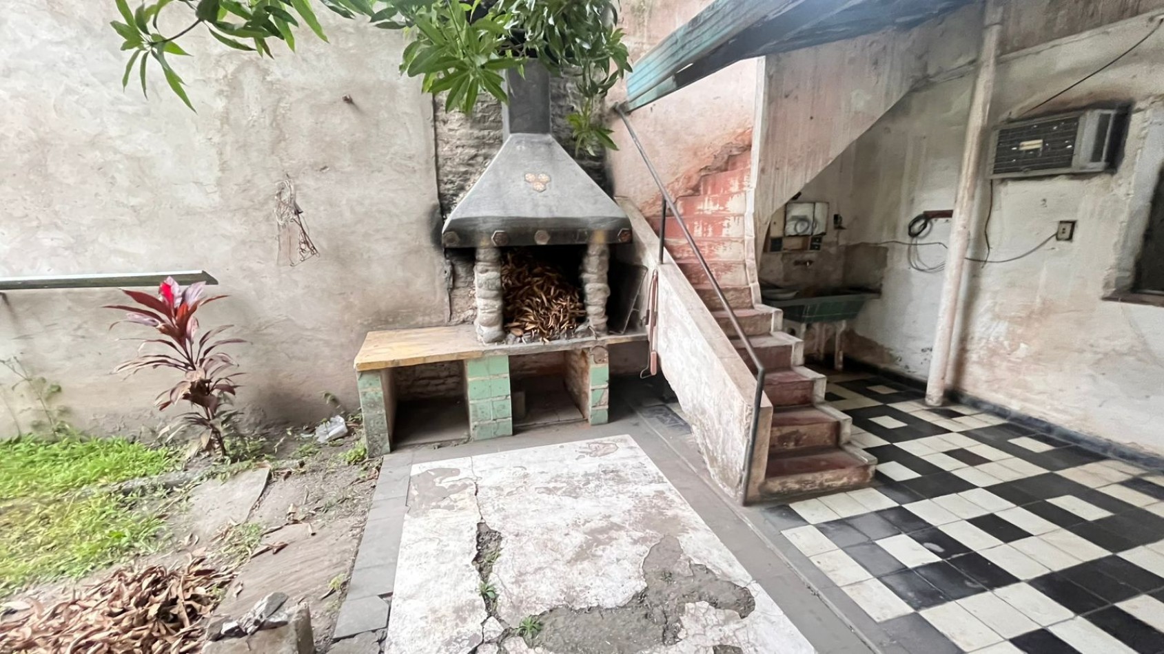 ||| CASA 2 DORM - FONDO - COCHERA - TERRAZA |||